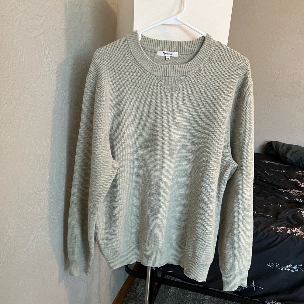 Men's Gray Sweater
